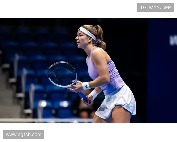 穆霍娃连胜宿敌 首进WTA500赛决赛